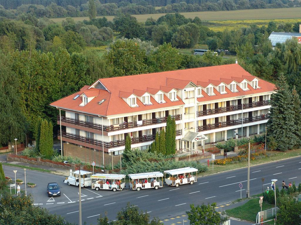 Hotel Forrás Zalakaros Exterior foto